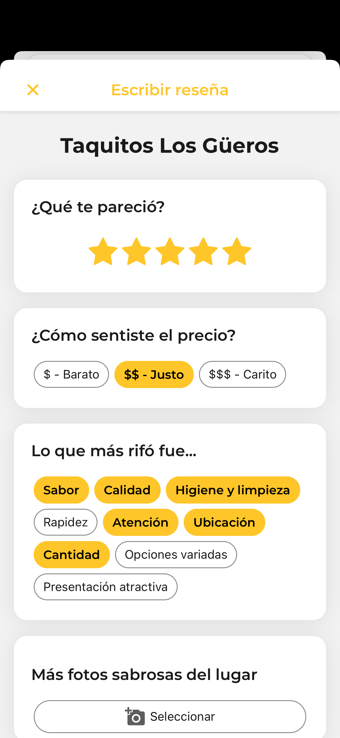 Formulario para escribir una reseña y calificar un puesto en Antojify